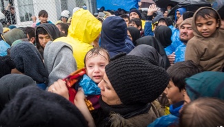 Griekenland sluit steeds vaker migranten op