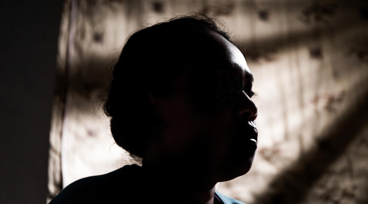 Ara werkte onder erbarmelijke omstandigheden in een garnalenfabriek. Ze moest er wel mee stoppen.