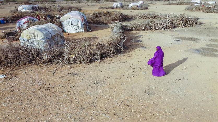 Ibaado Mohamed (50) is vluchteling in haar eigen land. Ze vertegenwoordigt de gemeenschap van ontheemden in Somaliand en coordineert de verdeling van hulpgoederen in drie vluchtelingenkampen.