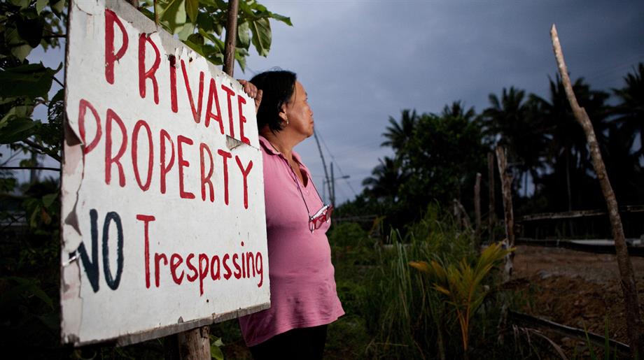 Oxfam Novib Landroof: wij beschermen landrechten