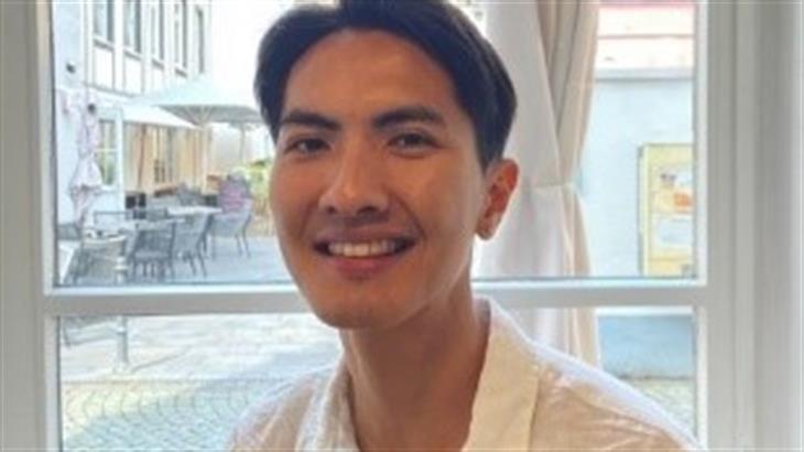 Zhiren Ye