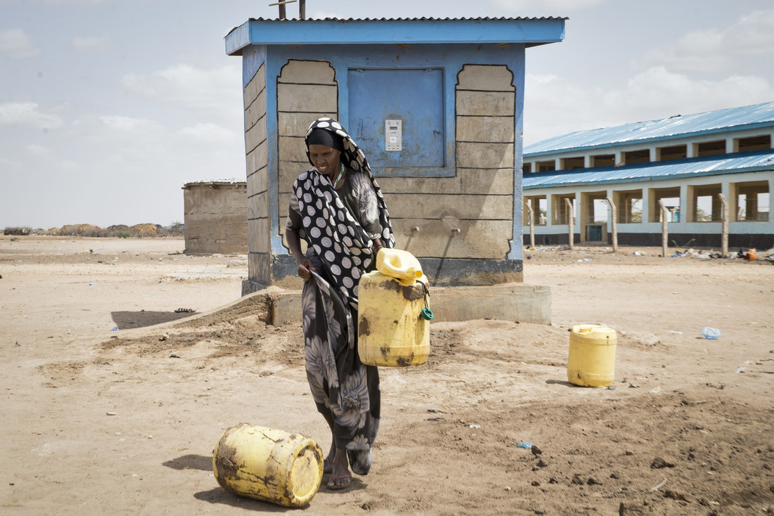Water automaat in Kenia corona