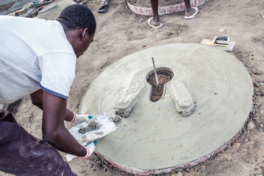 workshop-latrines-bouwen2.jpg